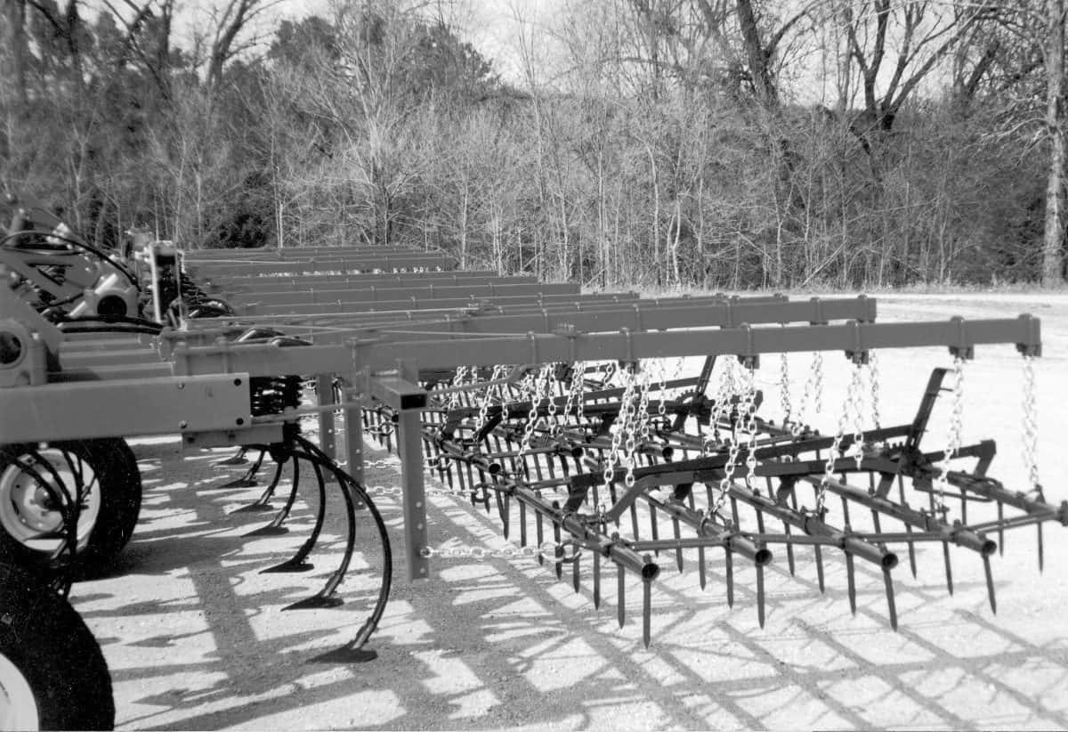 5 Bar Attachment For Field Cultivators, Discs And Chisel Plows