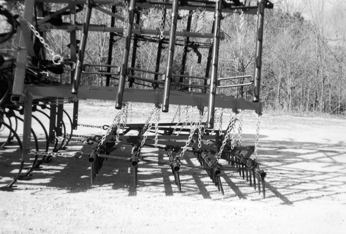 5 Bar Attachment For Field Cultivators, Discs And Chisel Plows